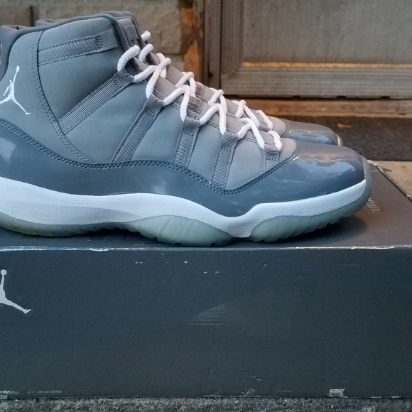 Air Jordan 11 cool grey (2010) main image 4